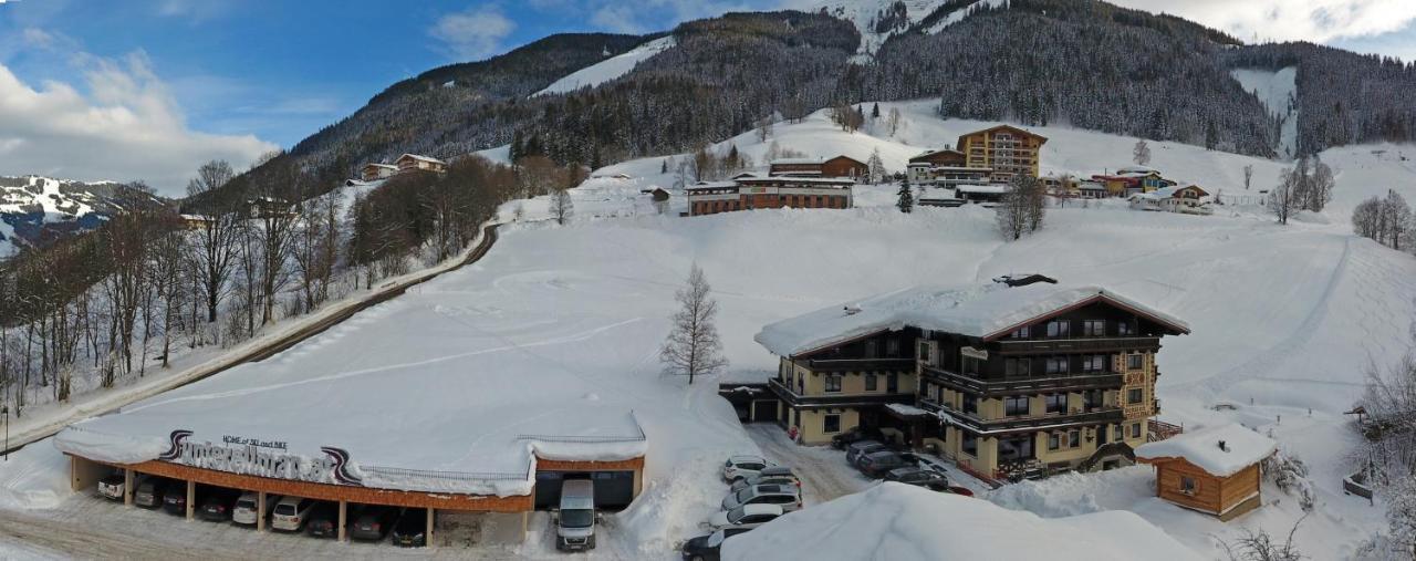 Ski In Ski Out Hotel Unterellmau Saalbach Exterior foto